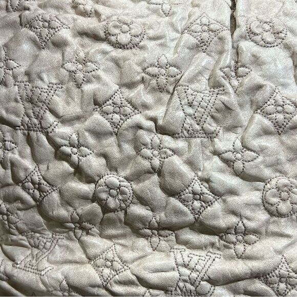 LOUIS VUITTON Monogram Olympe Nimbus PM 18x12 embossed leather EUC - Picture 7 of 17